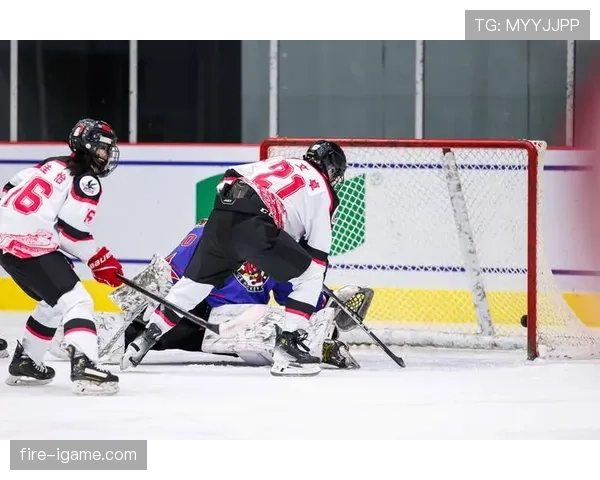 迪马利亚状态回暖闪耀赛场，精彩表现引关注