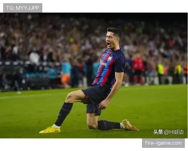 莱万多夫斯基再创国家队进球新纪录，持续书写传奇篇章