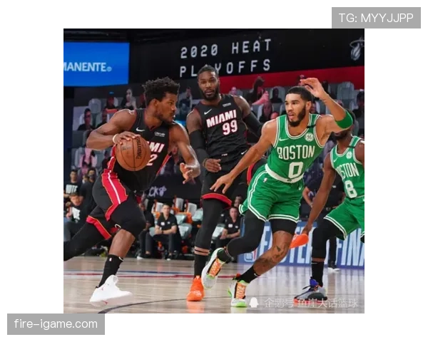 泰勒·希罗突破创造机会提升季后赛关键时刻得分效率